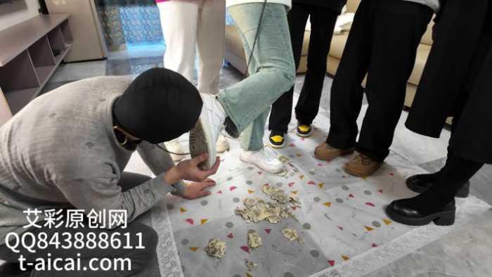 【爱秀套图】『chnnsct1818』脏黑馒头混合圣水喂食贱狗 YC-250129-6