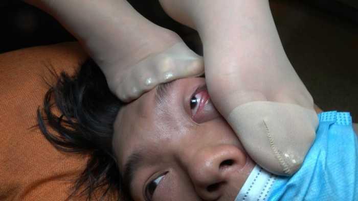 【爱秀套图】【领主老大】丝袜脚残忍虐待眼睛 YC-250207-3