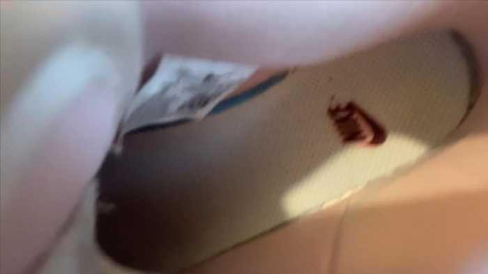 【爱秀套图】【小鲨鱼殿下】第一人称羞辱踩面包 YC-250208-6