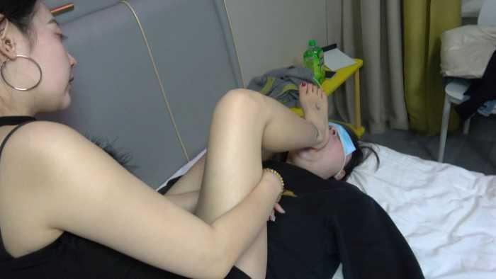 【爱秀套图】【彼岸花】恋足深喉女m YC-250211-4