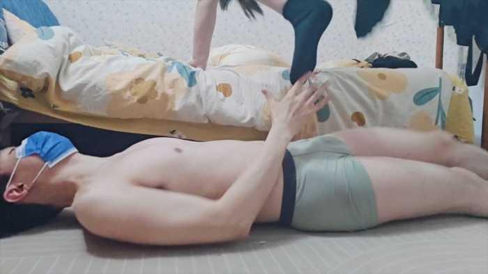 【爱秀套图】【啦啦啦】足疗店女主的超级跳踩 ACYC-3408