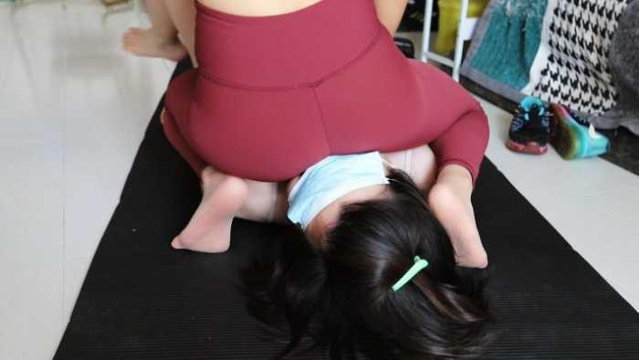 【爱秀套图】【超级女M】芊芊高密度强制坐脸窒息母狗 JS250222~1
