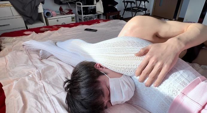 【爱秀套图】桃花姐姐白丝光腿绞杀重度晕 ACYC-4291
