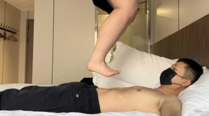 【爱秀套图】【素人女大】素人超重量级BBW踩踏 YC-250303-3