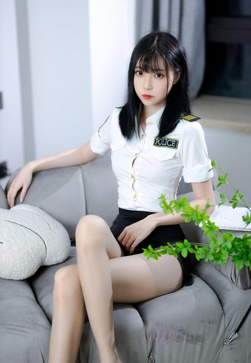 许岚LAN 灰丝制服
