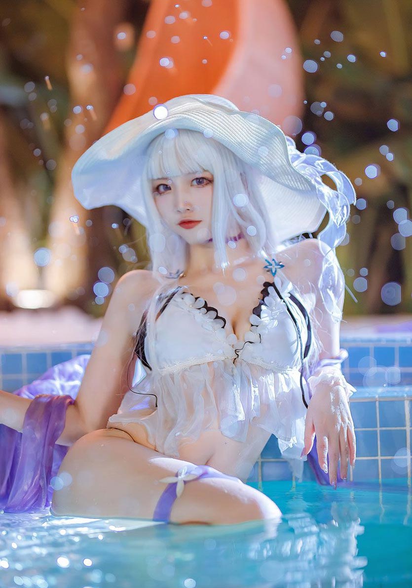 二佐Nisa 碧蓝光辉泳装