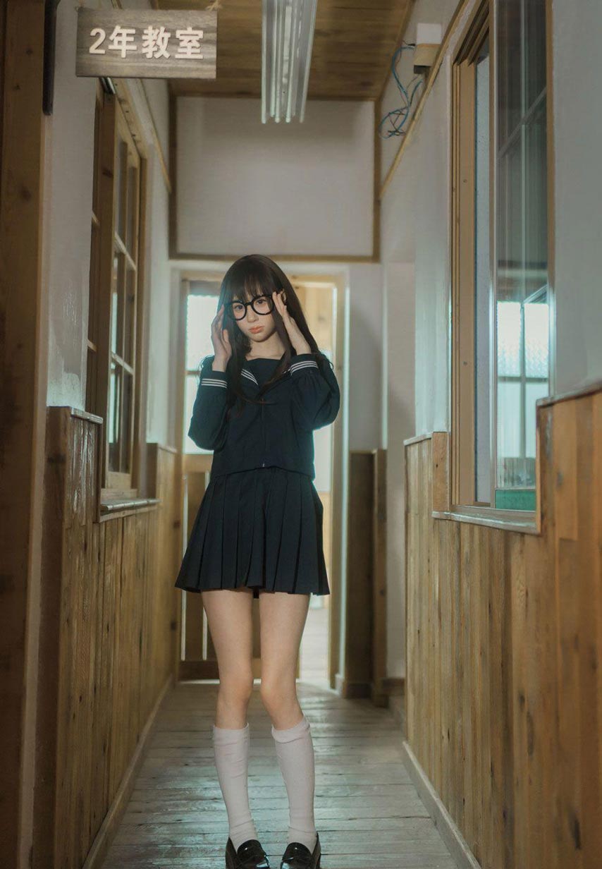 【网盘】西园寺南歌 与班长的游戏_爱秀套图