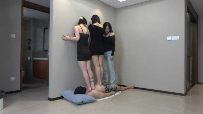 【网盘】【领主老大】三主窒息试踩踏 YC-250522-5