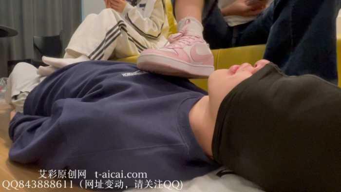 【网盘】【静琪】学生双S白袜插嘴舔鞋踩裆 YC-250522-4