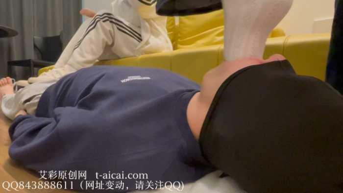 【网盘】【静琪】学生双S白袜插嘴舔鞋踩裆 YC-250522-4