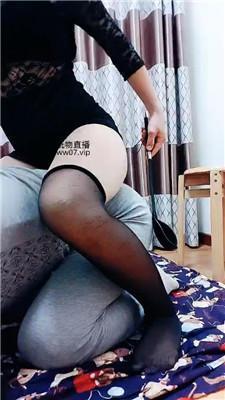 【网盘】【思纯】性感黑丝美腿虐杀JS250301-1