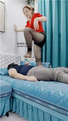 【网盘】【李老师】黑丝全体重踩踏JS250113-13