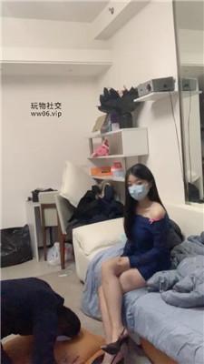 【网盘】【泡泡】骑马踩踏/高跟玉足狂舔JS250112-28