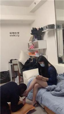 【网盘】【泡泡】骑马踩踏/高跟玉足狂舔JS250112-28