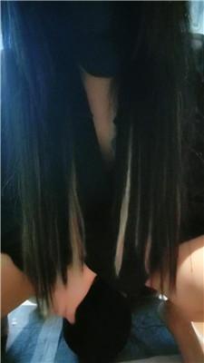 【网盘】【甜柚】玉足狂舔插嘴/掐乳/腿绞/脚喂食JS250112-31