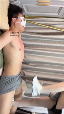 丫丫运动鞋肉丝全体重踩踏 bf49204