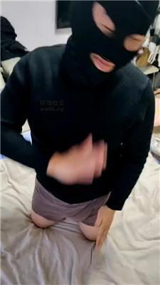 小羊咩咩自己抽耳光/棉袜脚踩踏  JS250110-5