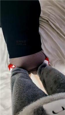 小羊咩咩自己抽耳光/棉袜脚踩踏  JS250110-5