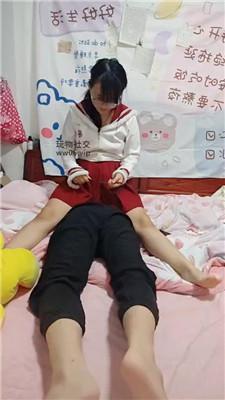 【网盘】【广西木木】可爱小主坐狗背虐/踩踏JS250109-26