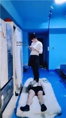 【网盘】【山兔莓】换两双脏运动鞋踩踏bf49222