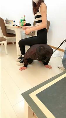 【网盘】【乔伊】双S-运动鞋暴力踢踹虐打/脚下喂食【三视角版】bf49221