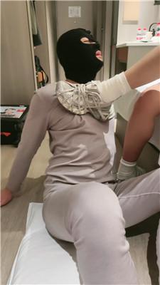 【网盘】【魔仙集中地】姐妹花S-运动鞋白袜+高跟踩踏JS250110-7