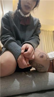 【网盘】【小凤梨】纹身精神小妹的脚就是臭JS250319-14