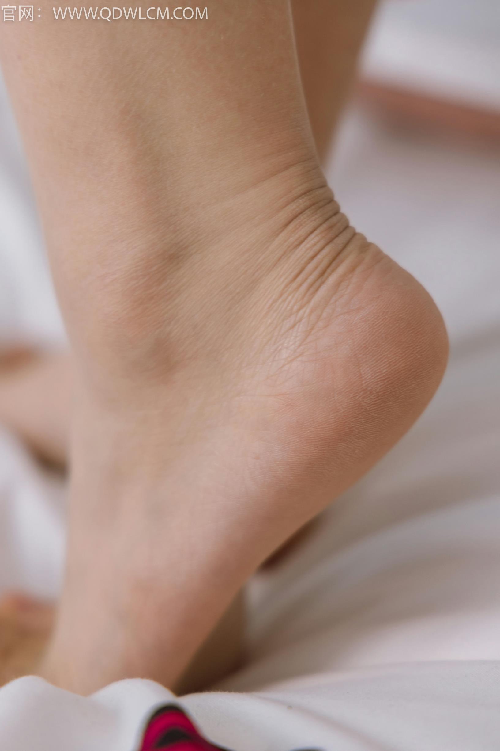 资讯|物恋传媒NO.1264月心-夏夜蝉鸣-140P+1V