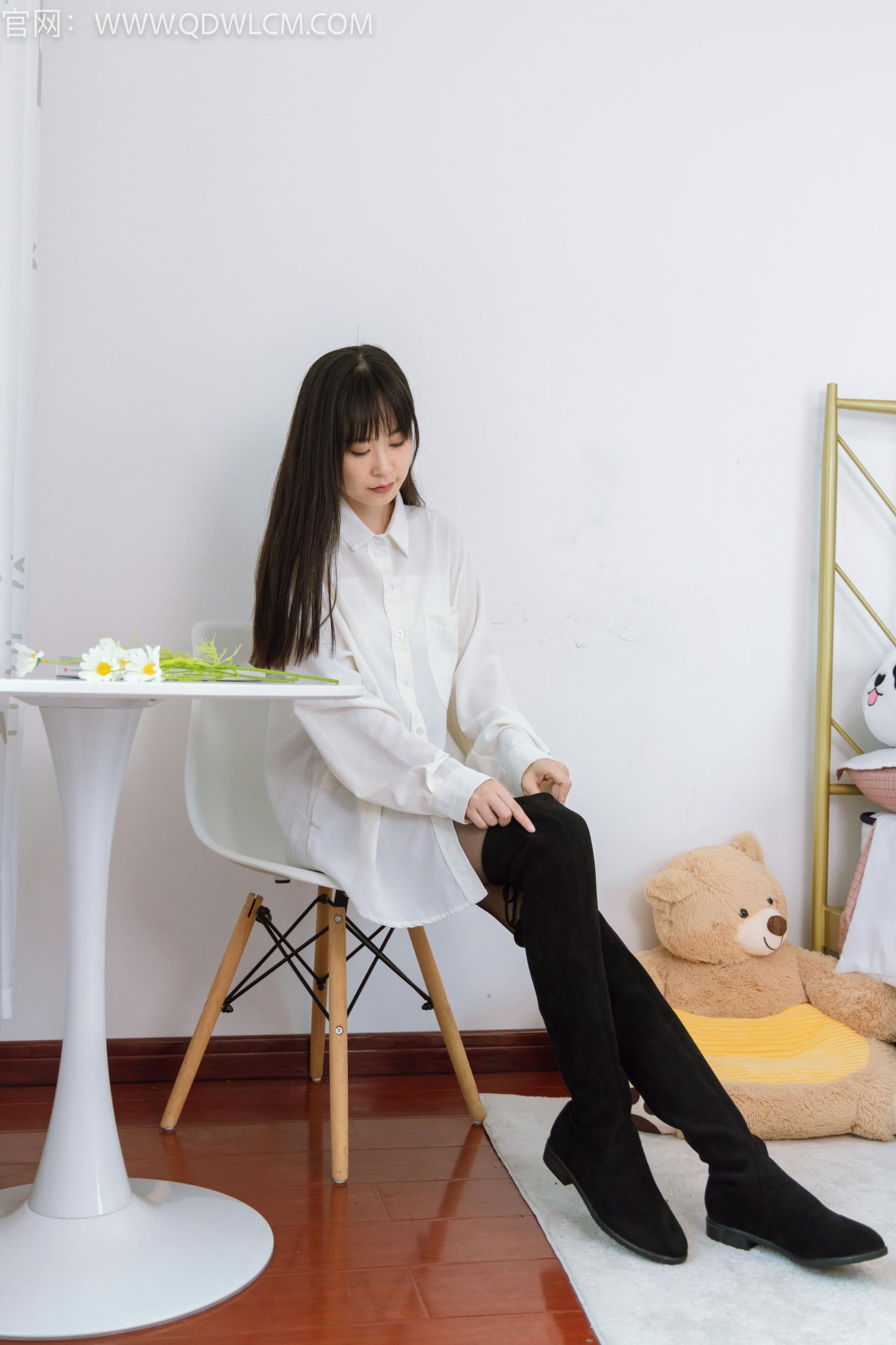 物恋传媒NO.1272兮兮-桂花开了-180P+1V