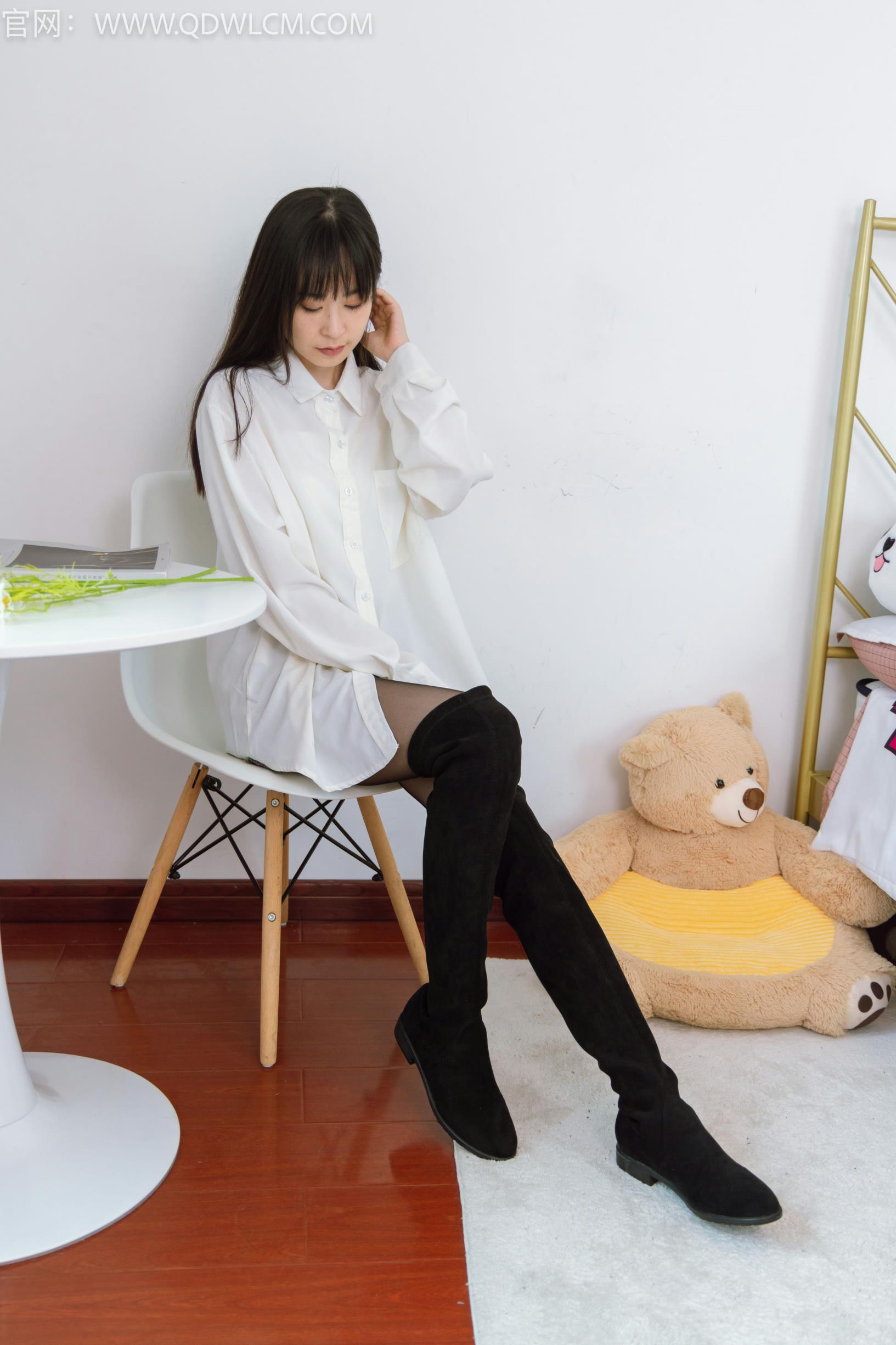 物恋传媒NO.1272兮兮-桂花开了-180P+1V