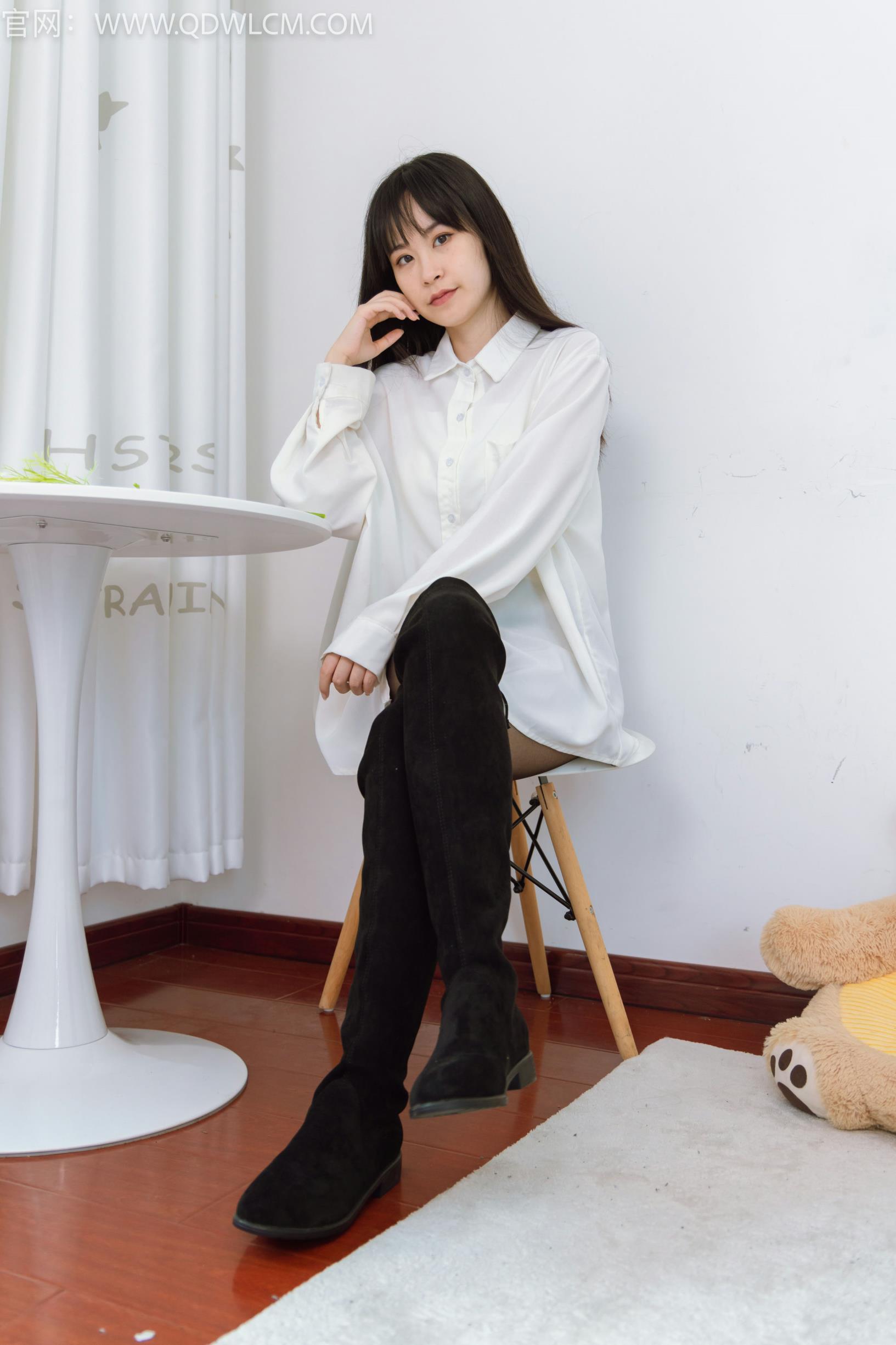 物恋传媒NO.1272兮兮-桂花开了-180P+1V