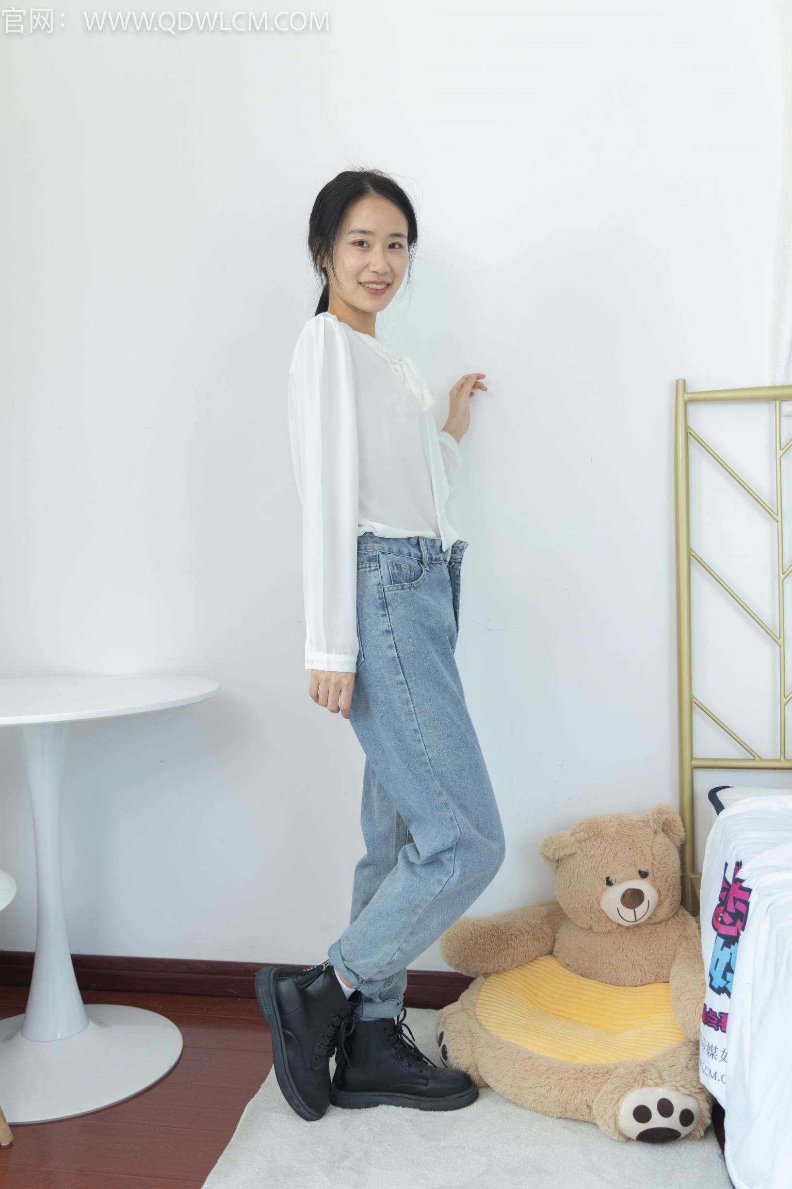 物恋传媒NO.1235小竹-解忧杂货铺-150P+1V