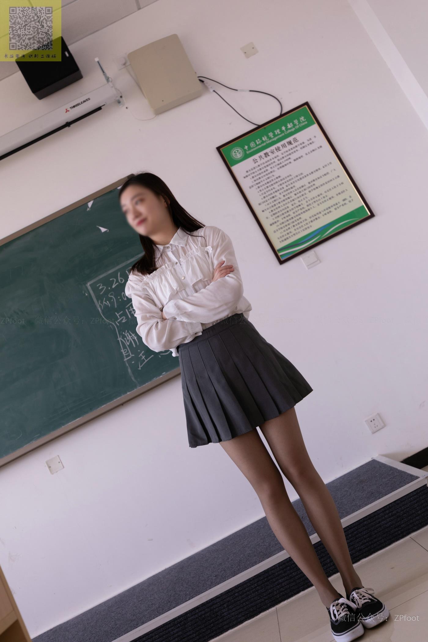 资讯|ISS山茶摄影079Baby的教室灰丝-79P