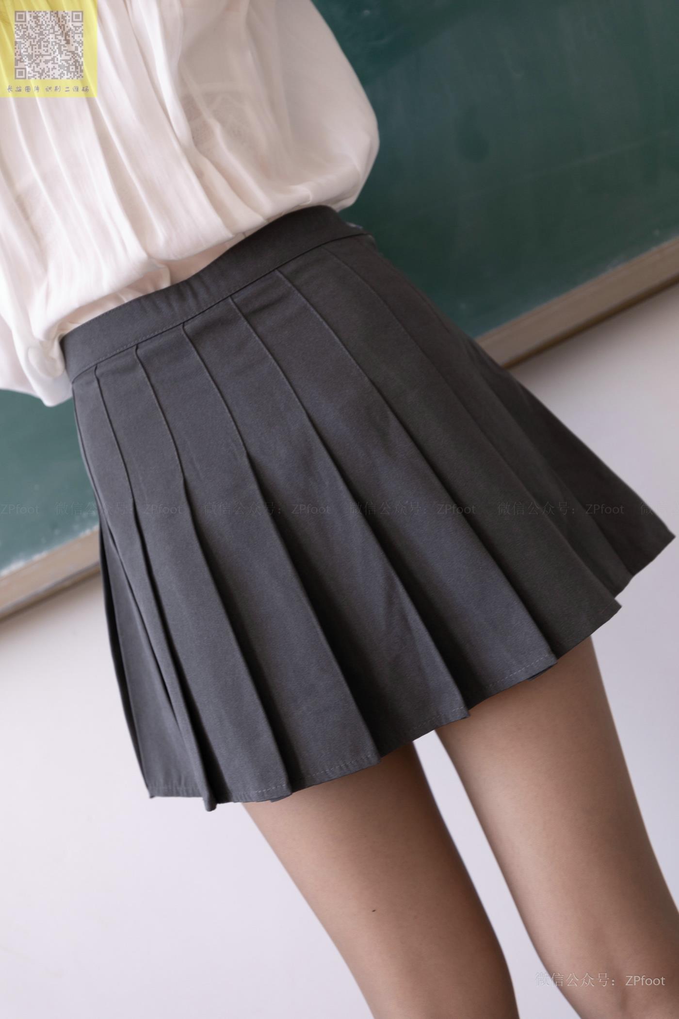 资讯|ISS山茶摄影079Baby的教室灰丝-79P