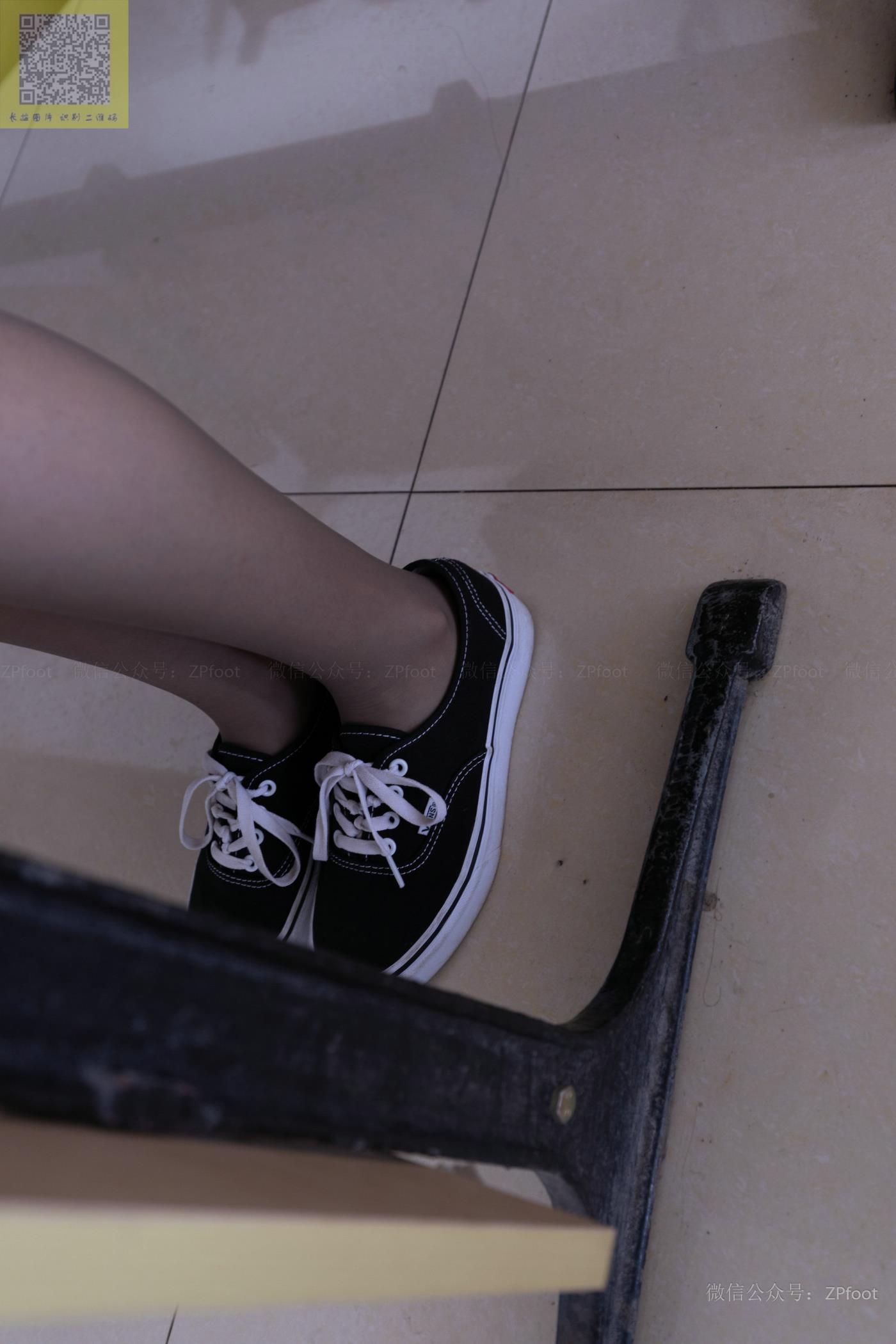 资讯|ISS山茶摄影079Baby的教室灰丝-79P