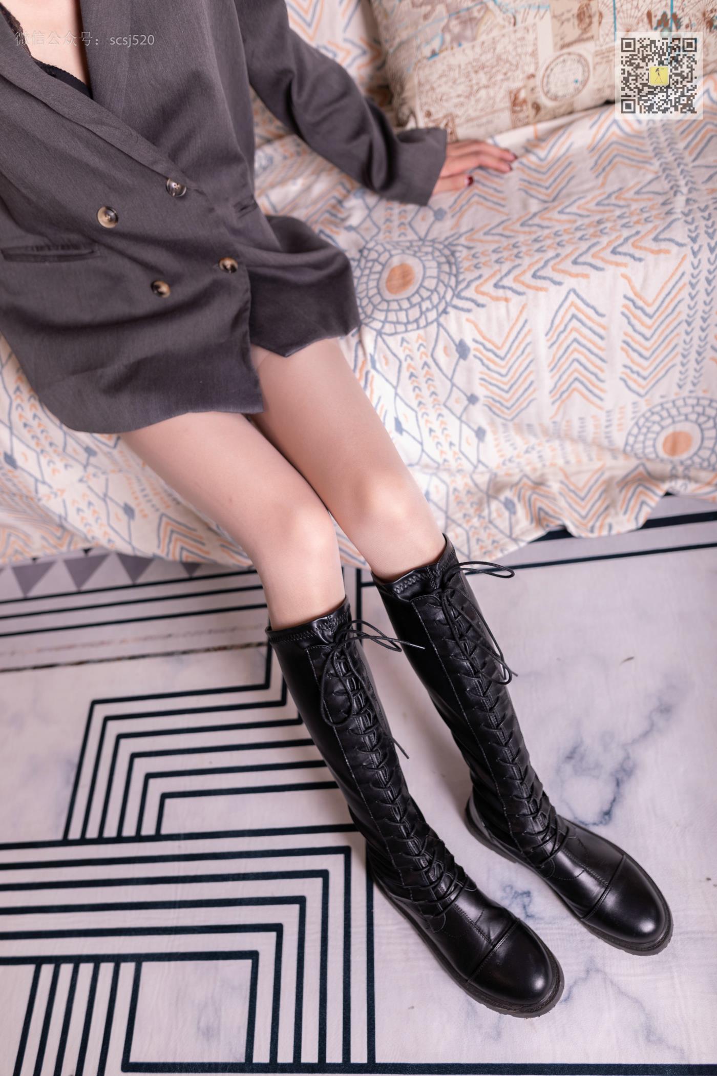 资讯|ISS山茶摄影018佳妮肉丝长靴很有味道-44P