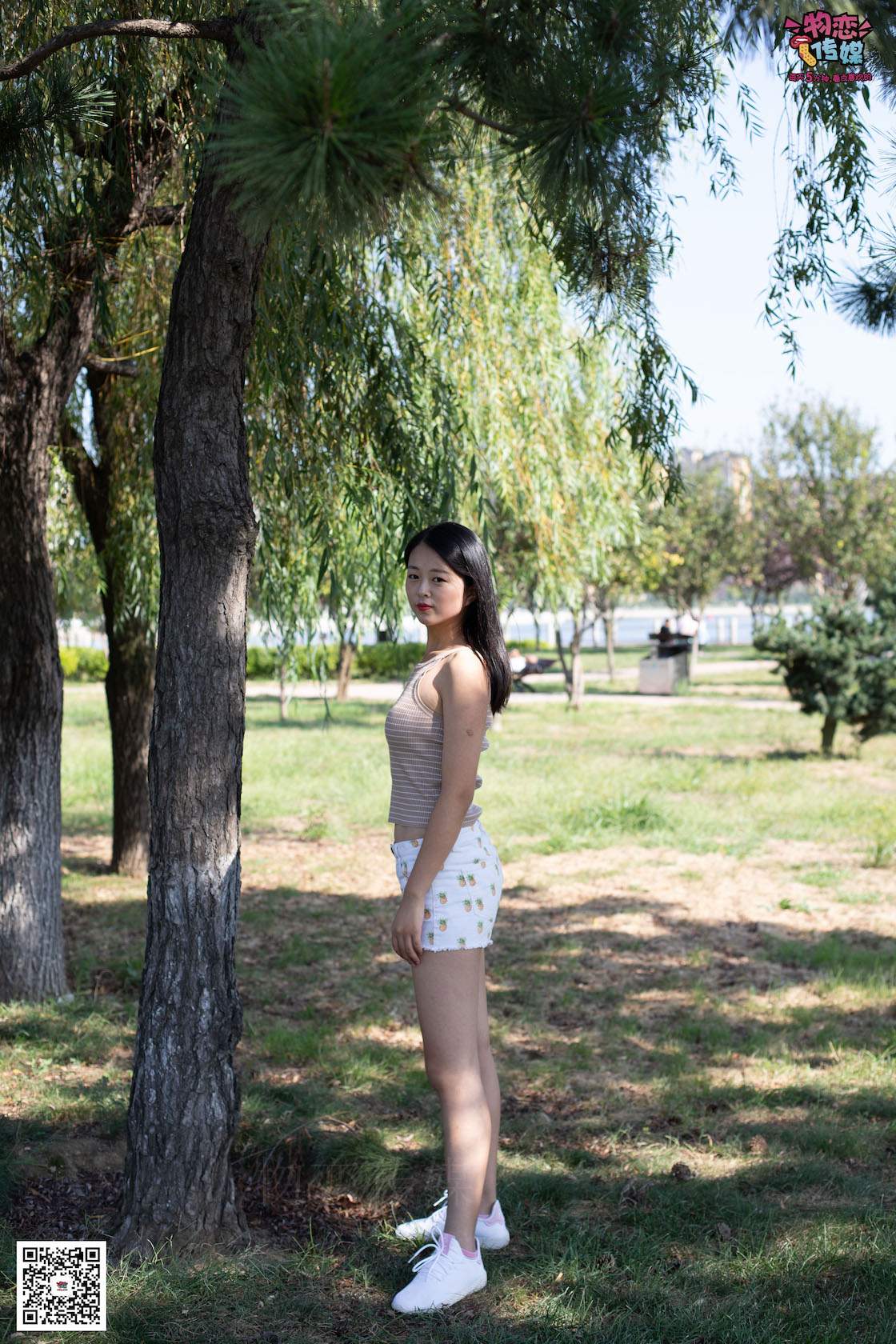 资讯|物恋传媒 &#8211; NO.054期 《涵涵》 运动鞋，棉袜，裸足