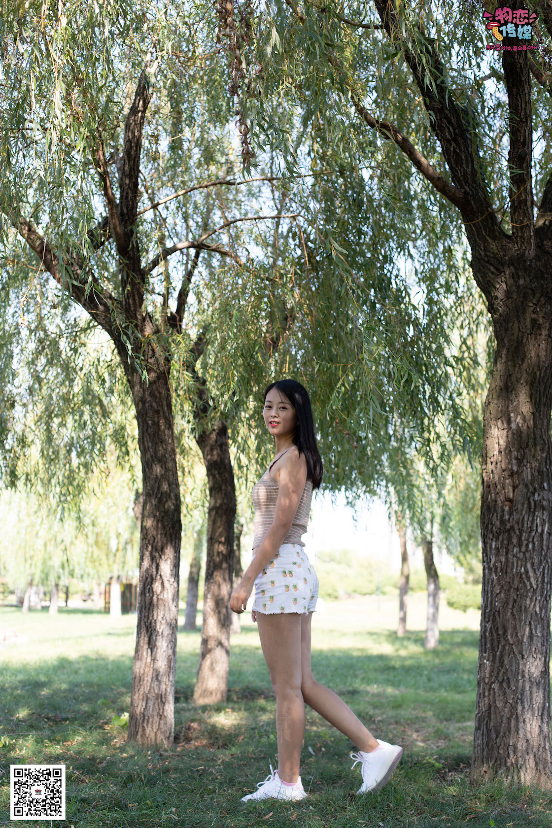 资讯|物恋传媒 &#8211; NO.054期 《涵涵》 运动鞋，棉袜，裸足