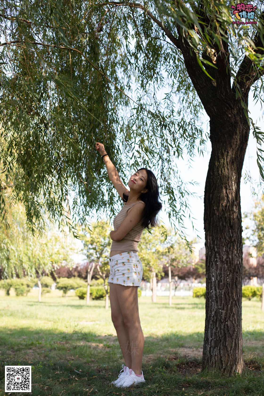 资讯|物恋传媒 &#8211; NO.054期 《涵涵》 运动鞋，棉袜，裸足