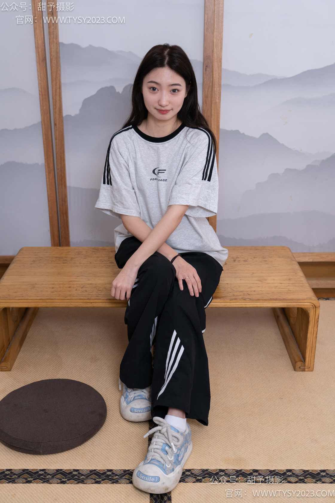 资讯|甜予摄影 &#8211; NO.045期 《雪梨》 帆布鞋，白棉袜，裸足