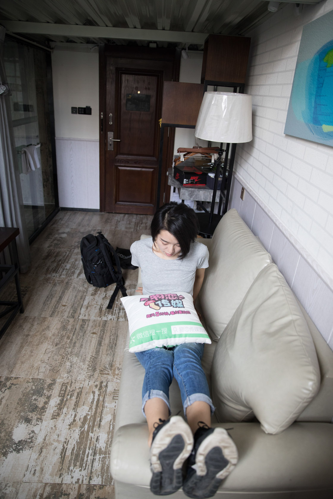 资讯|物恋传媒 &#8211; NO.163期 《小飞》 运动鞋，船袜，裸足