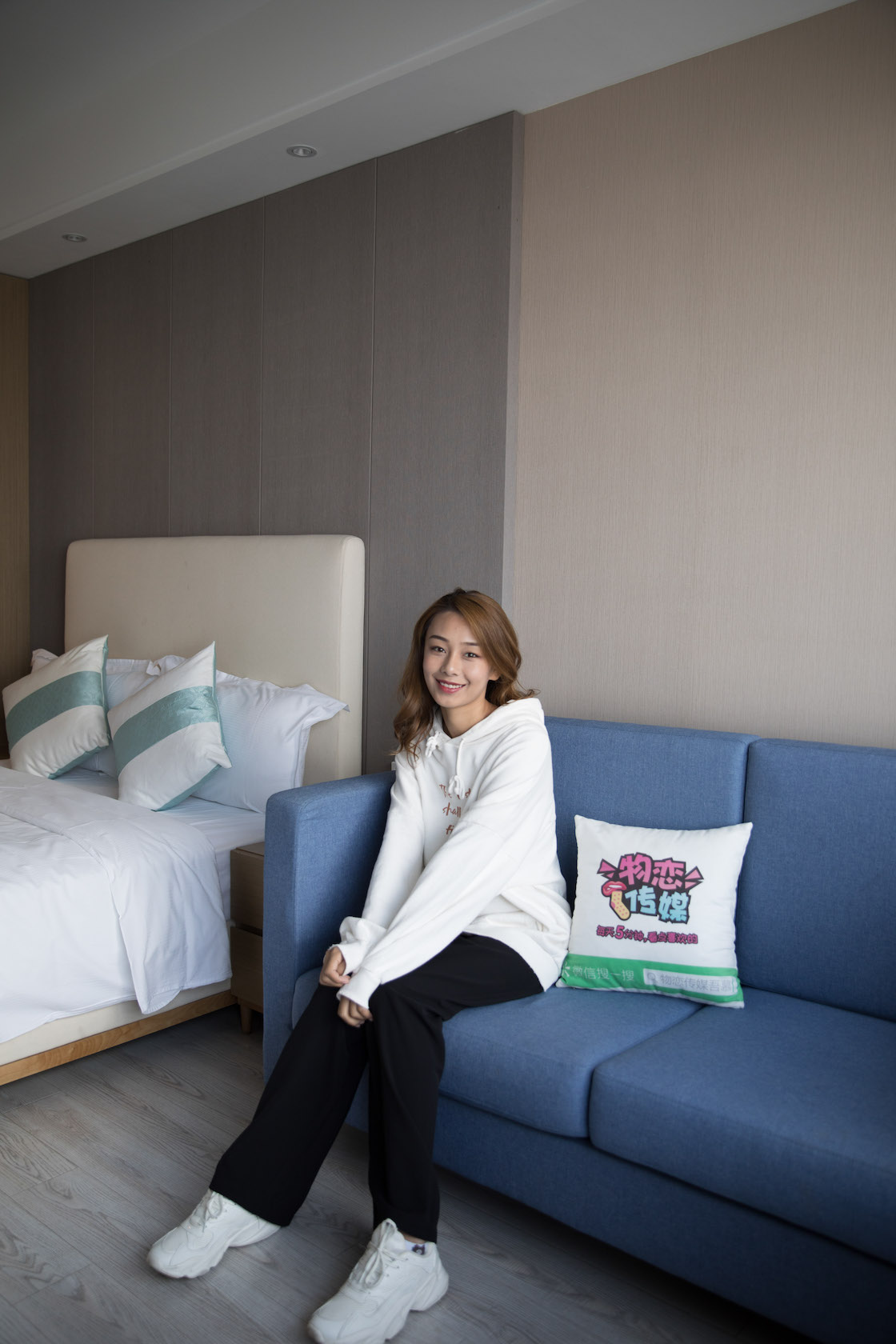 资讯|物恋传媒 &#8211; NO.315期 《岚岚》 运动鞋，棉袜，裸足