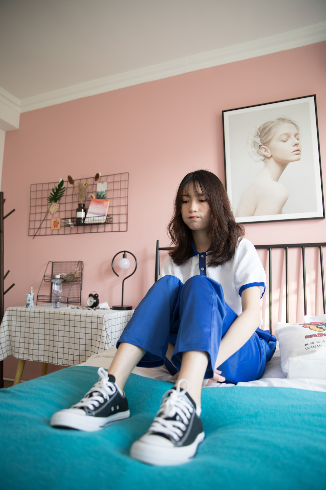 资讯|物恋传媒 &#8211; NO.299期 《猫耳》 校服，匡威帆布鞋，棉袜，裸足