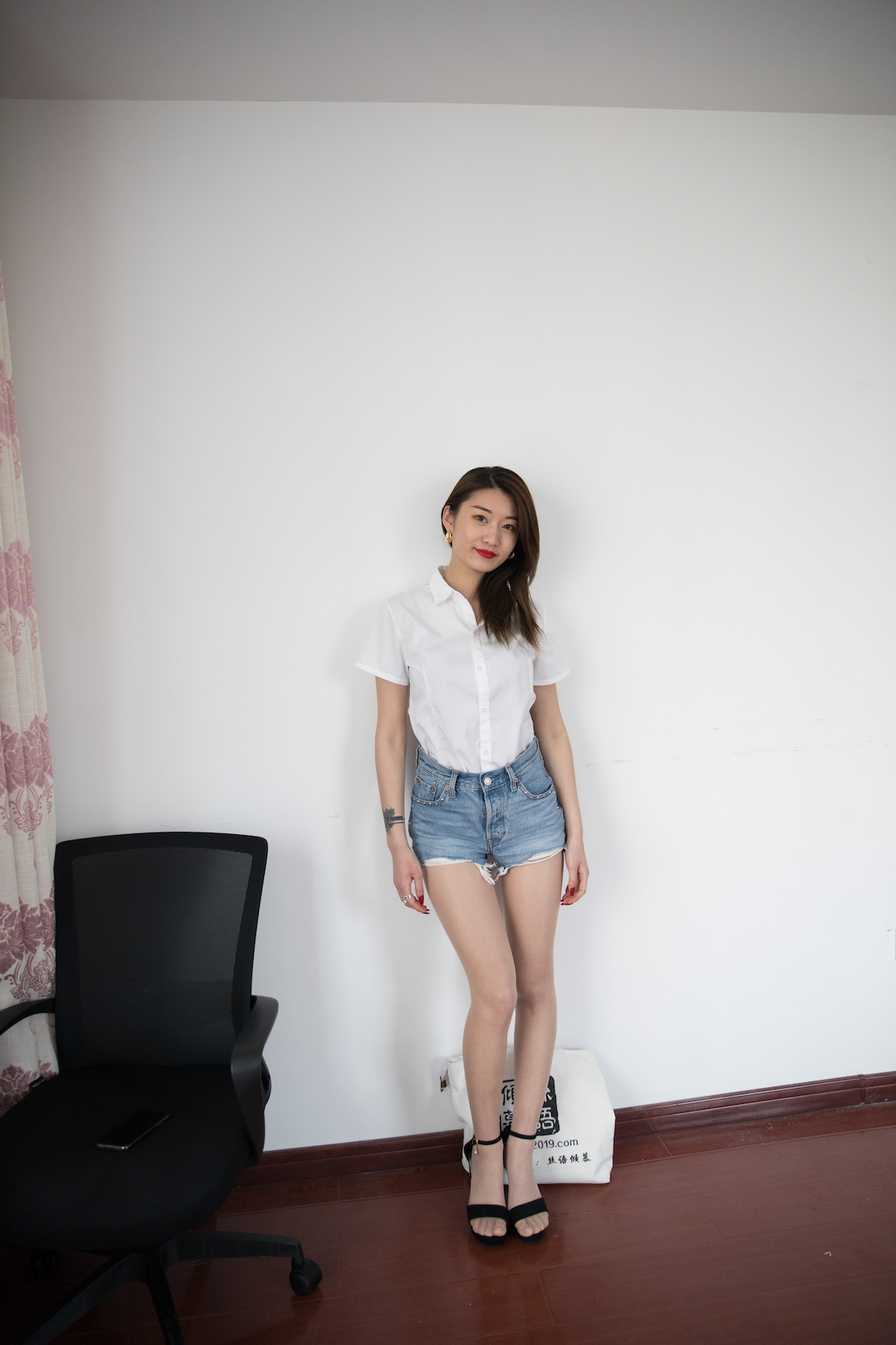 资讯|物恋传媒 &#8211; NO.367期 《言言》 高跟鞋，肉丝