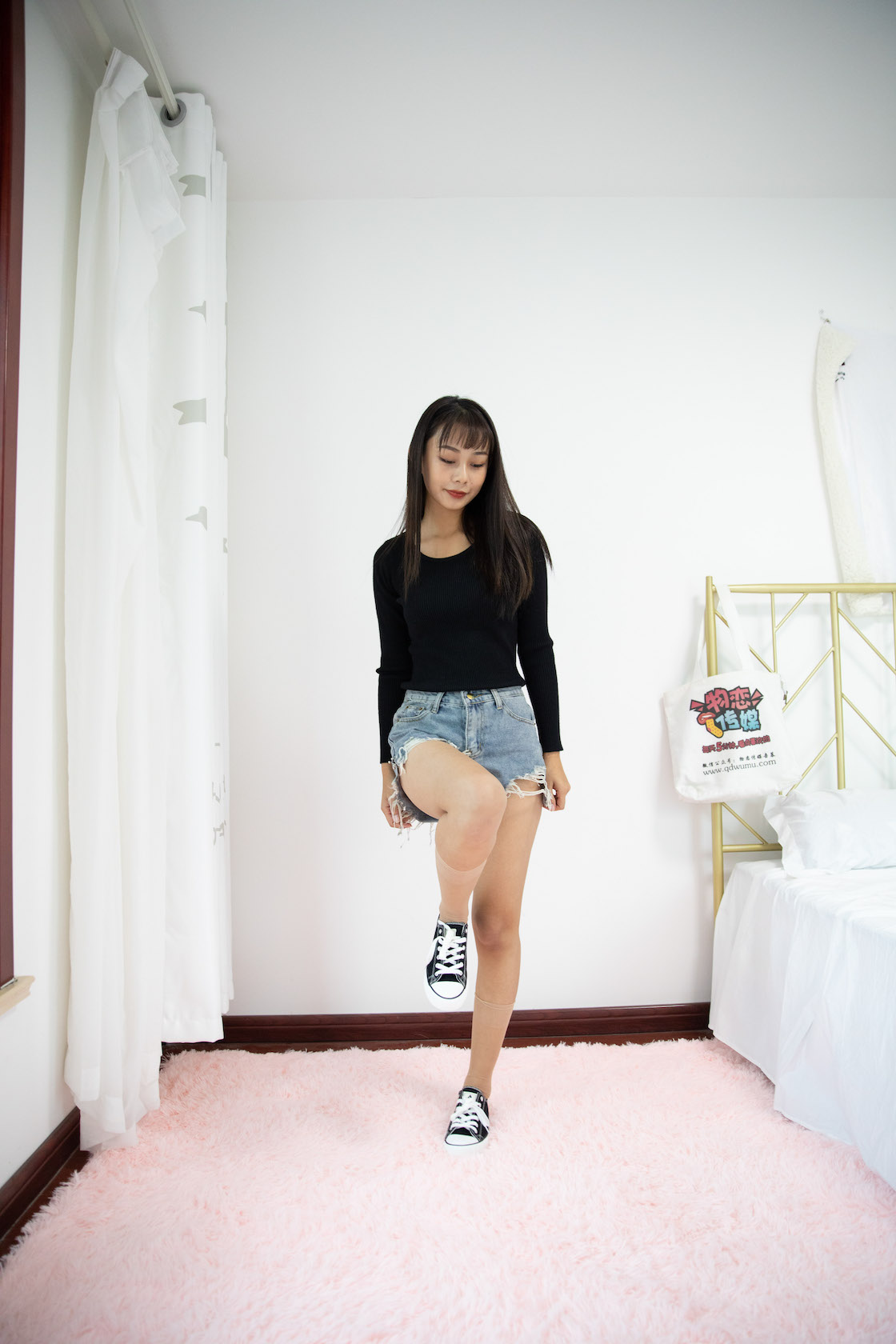 资讯|物恋传媒 &#8211; NO.635期 《岚岚》 帆布鞋，中筒肉丝，裸足