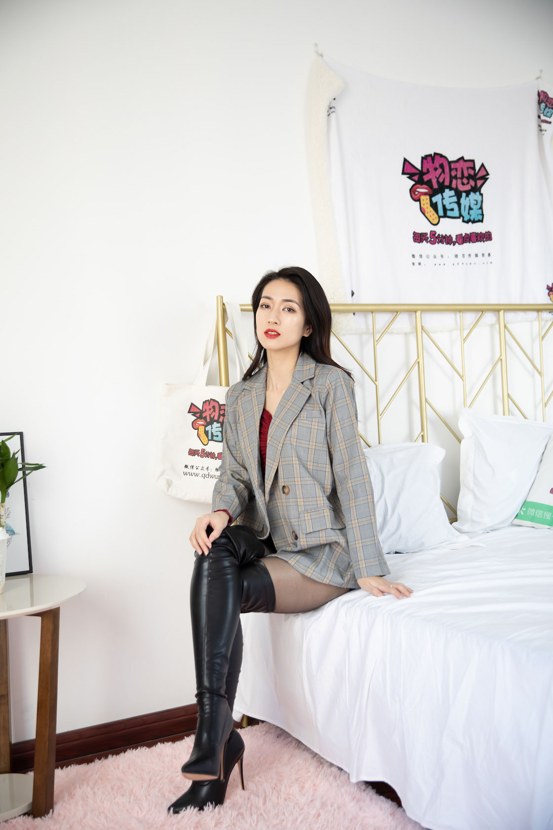 资讯|物恋传媒 &#8211;  第697-716共20期打包[棉袜，船袜，裸足，丝袜，打包