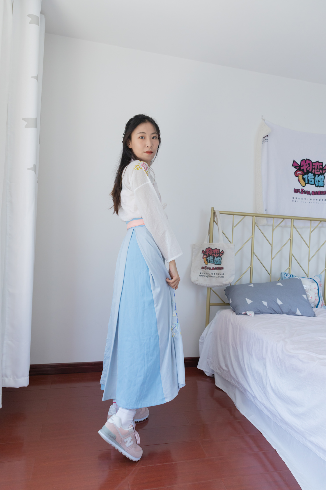 资讯|物恋传媒 &#8211; NO.856期 《elise》 汉服，NB运动鞋，白棉袜，白丝