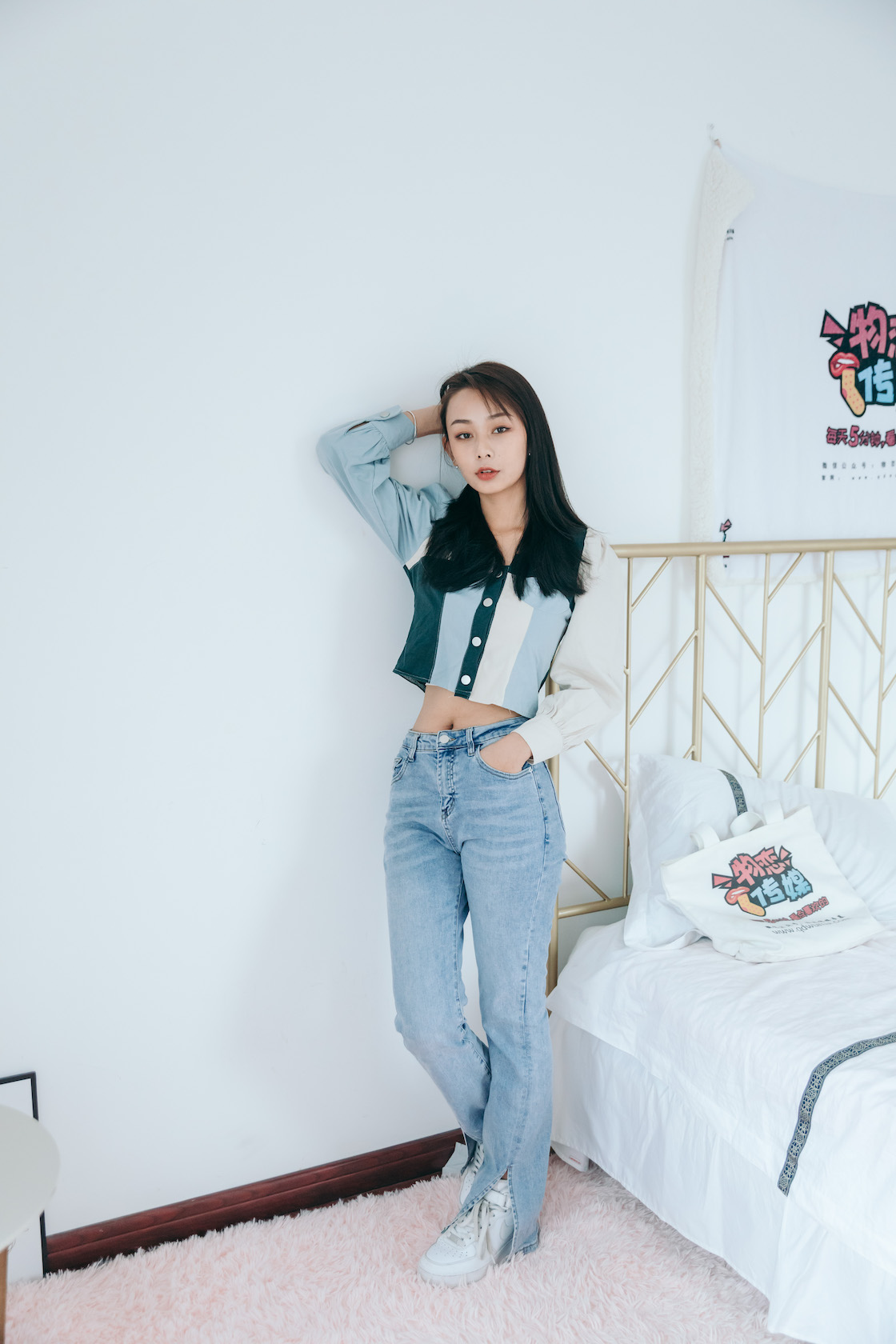 资讯|物恋传媒 &#8211; NO.869期 《岚岚》 空军一号板鞋，白棉袜，裸足，热水泡脚剧情