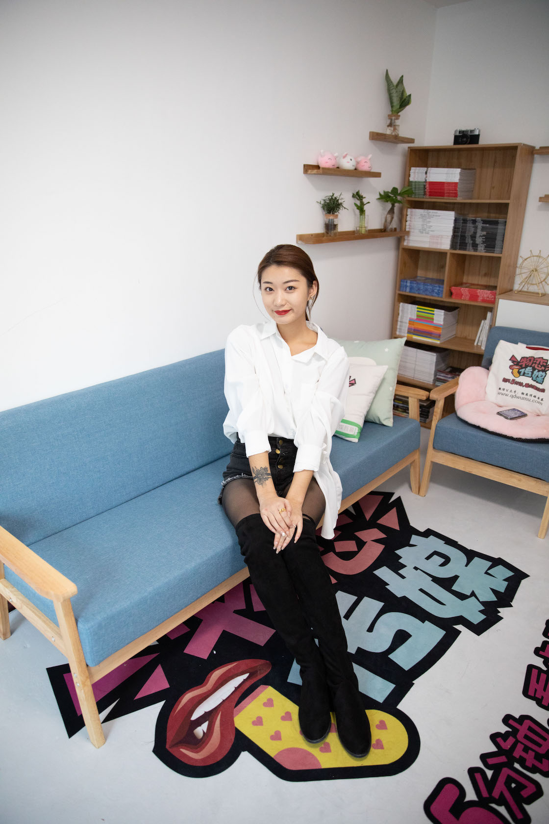 资讯|物恋传媒 &#8211; NO.911期 《言言》 过膝靴，黑丝