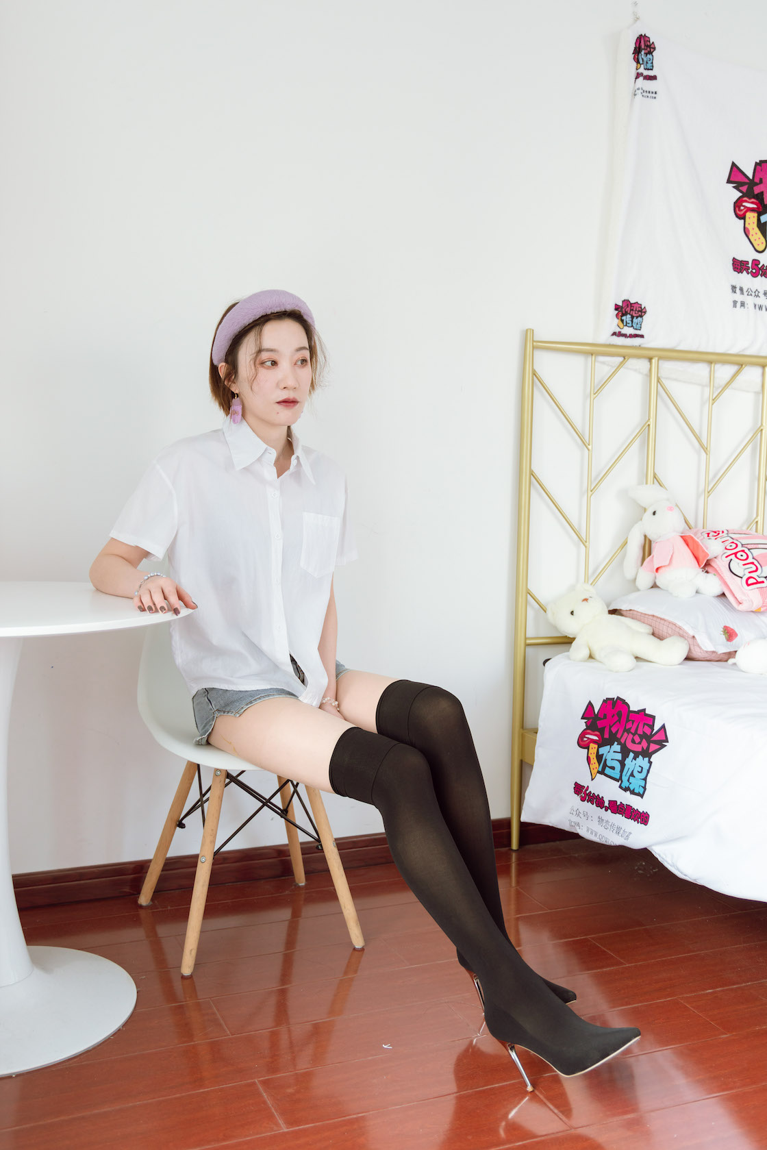 资讯|物恋传媒 &#8211; NO.989期 《七七》 高跟长靴，肉丝